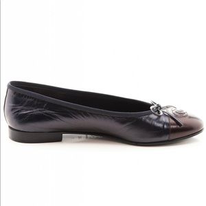 Vintage Chanel Bow CC Leather Cap Toe Flats